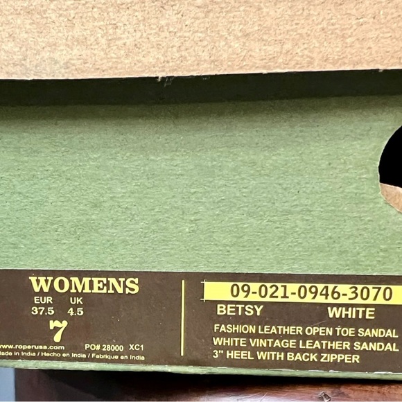 EUC Roper White Leather Betsy Open Toe Ankle Boots - Picture 4 of 10